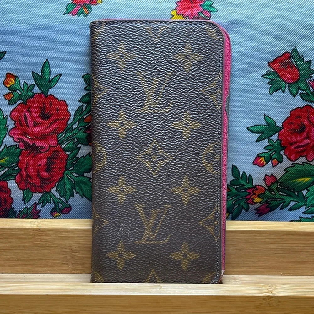 Louis Vuitton iPhone X phone case - Picture 1 of 6